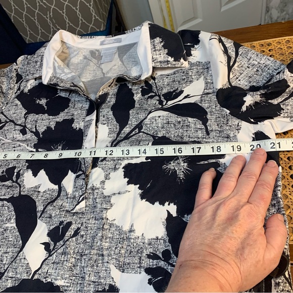 Chico’s abstract long shirt,top,tunic,.No Iron - Picture 7 of 13